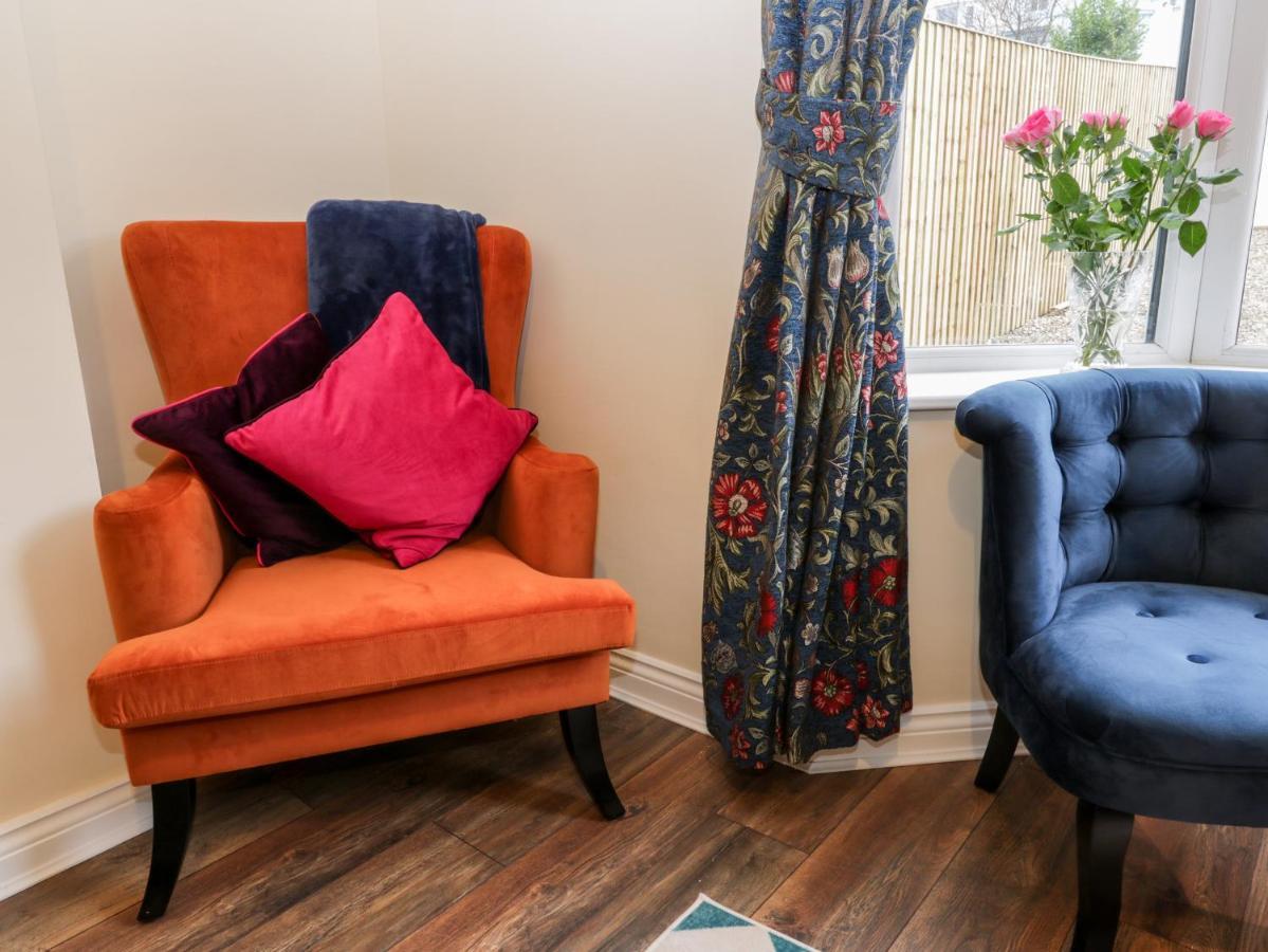 Harbour Hideaway Villa Whitby Bagian luar foto