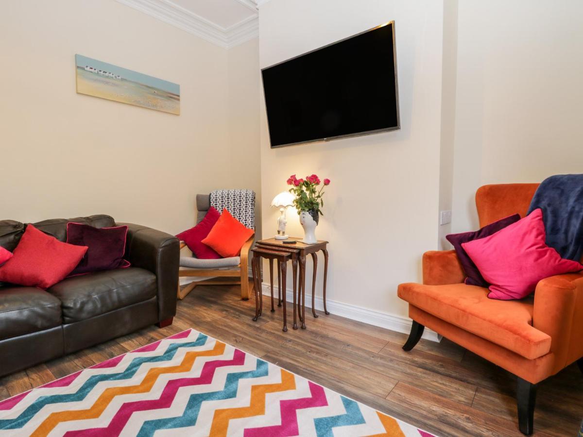 Harbour Hideaway Villa Whitby Bagian luar foto