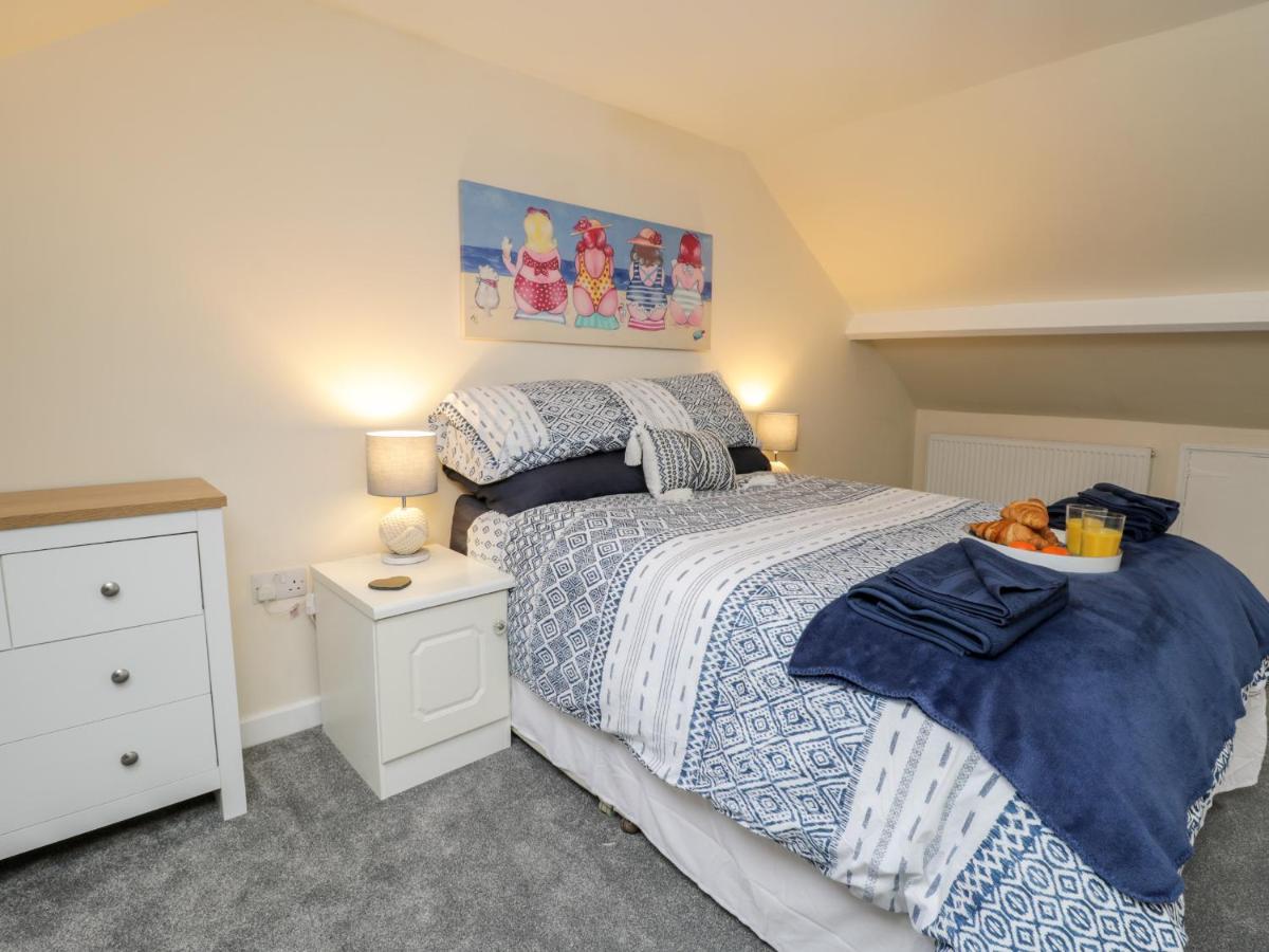 Harbour Hideaway Villa Whitby Bagian luar foto
