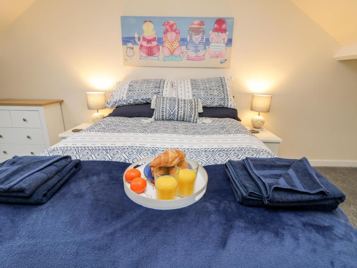 Harbour Hideaway Villa Whitby Bagian luar foto