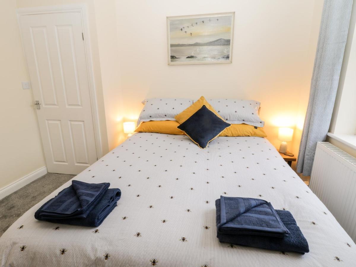 Harbour Hideaway Villa Whitby Bagian luar foto