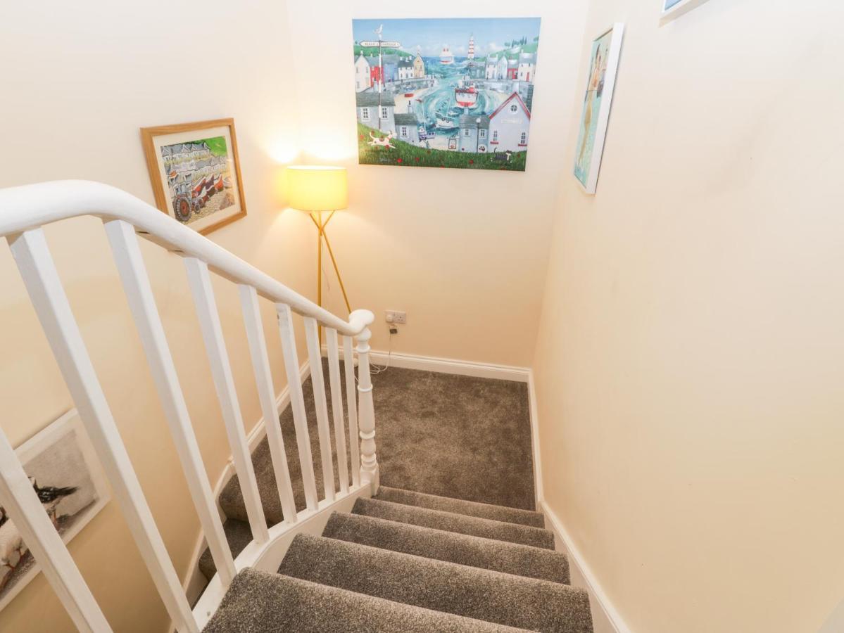 Harbour Hideaway Villa Whitby Bagian luar foto
