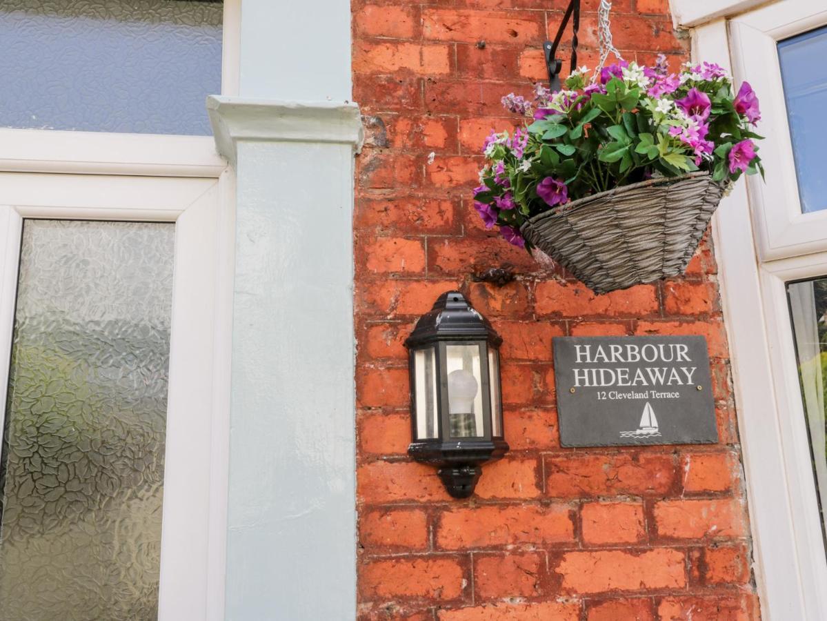 Harbour Hideaway Villa Whitby Bagian luar foto